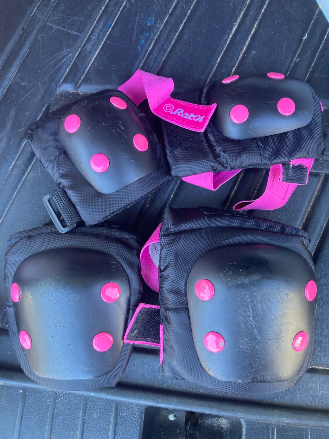 Razor Kids Protective Gear Set - Black/Pink