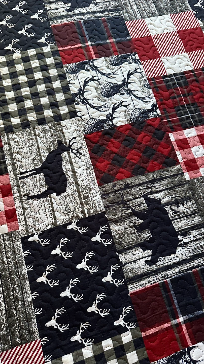 (queen size!) Patchwork Quilt with Deer & Bear Design + 2 shams - photo 5
