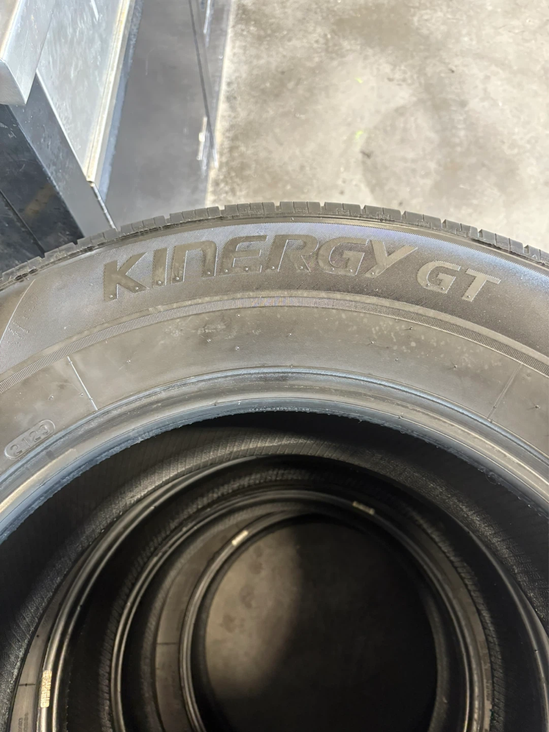 Hankook Kinergy GT Tires 255/65R18 - photo 4