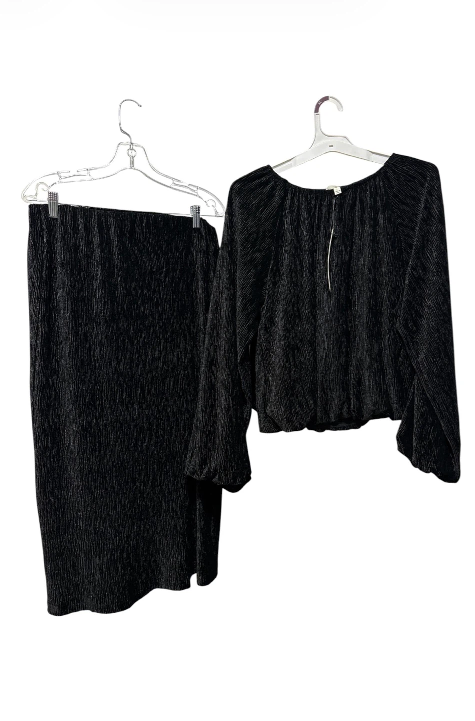 PINCH Black Pleated Midi Skirt - Size L