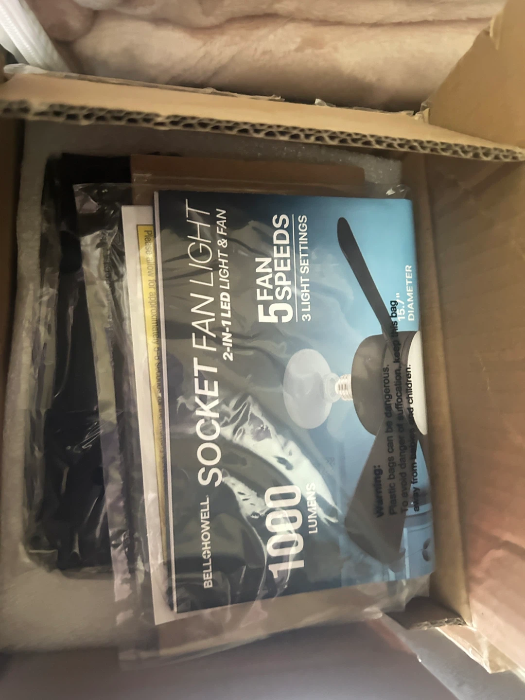 ⚽️ Bell + Howell 5 Speed Socket Fan Light