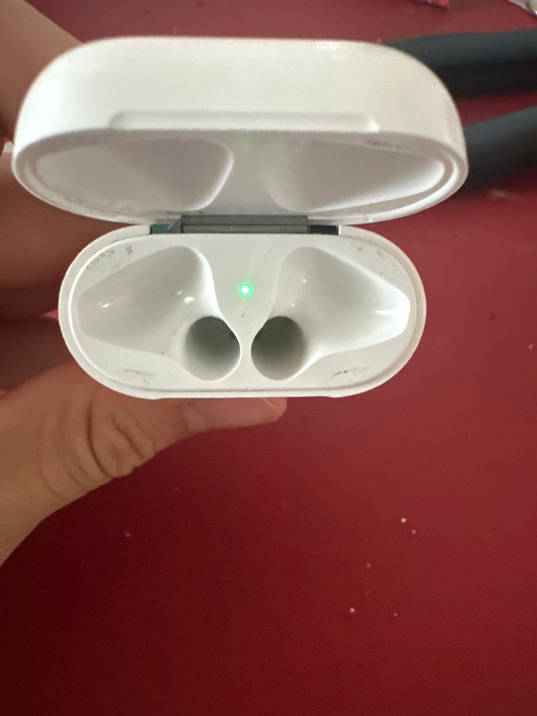 AirPods 1 Charging Case - photo 3
