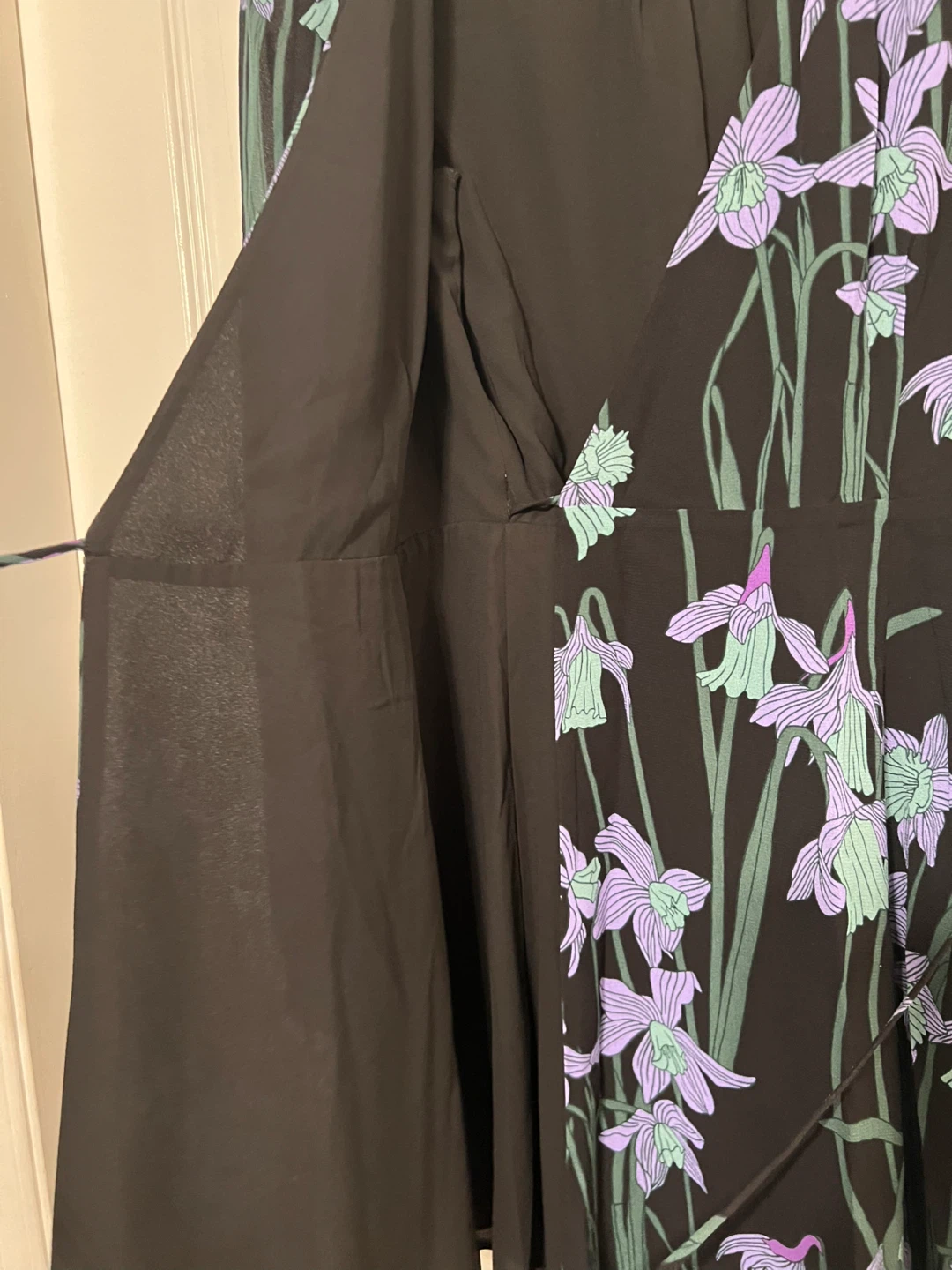 ⚽ Sunday Best Floral Wrap Dress - photo 4