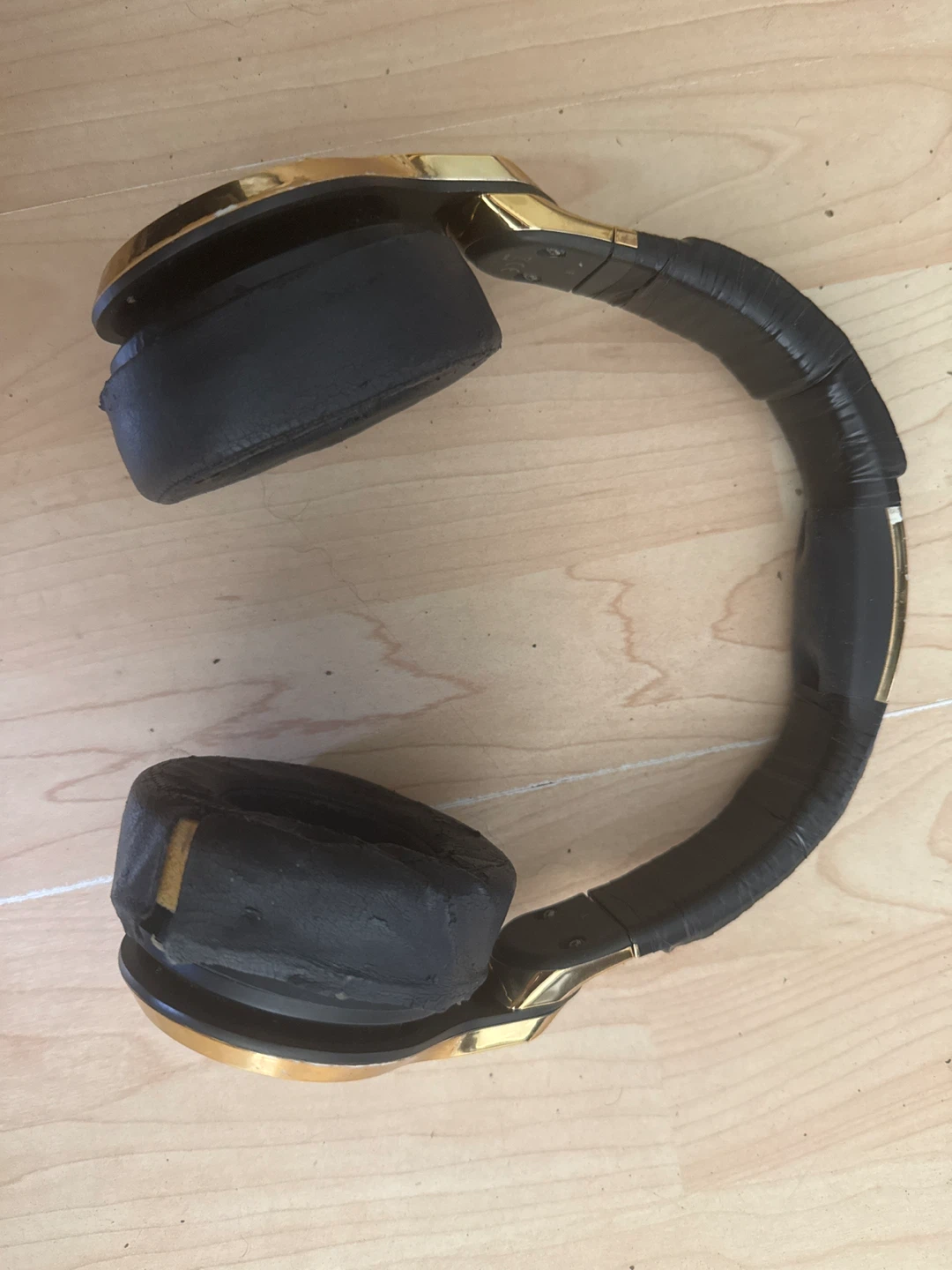 Monster DNA Pro 24K Gold Headphones - photo 2