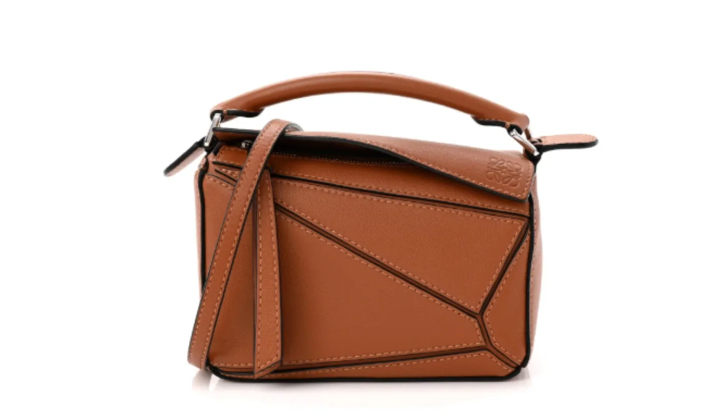Authentic Loewe Puzzle Bag - Tan - photo 2