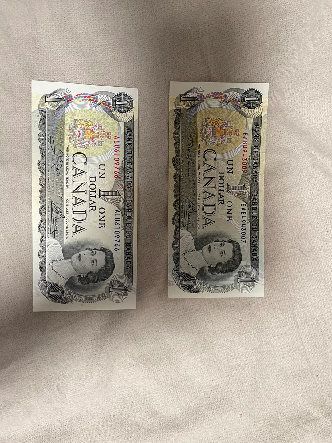 ⚽ Canadian Bills