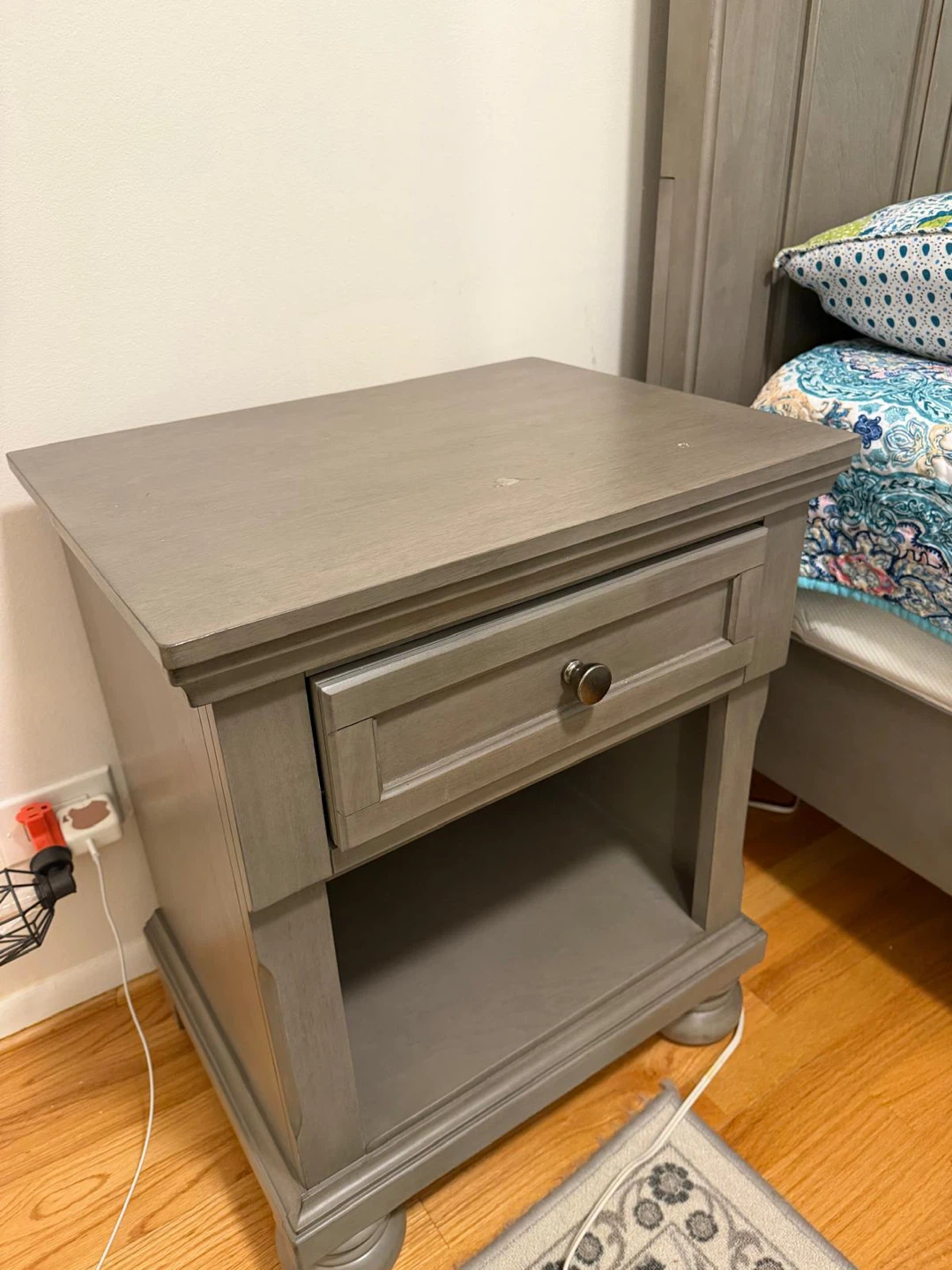 Ashley Gray Queen Bedroom Set – Bed, Dresser & Mirror