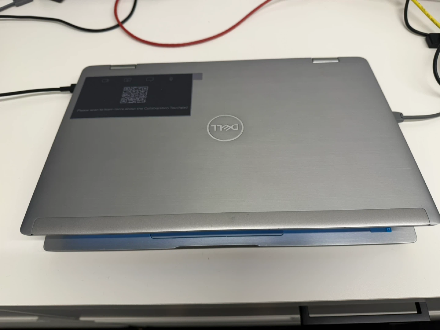 Dell Latitude 7420 Laptop - photo 2