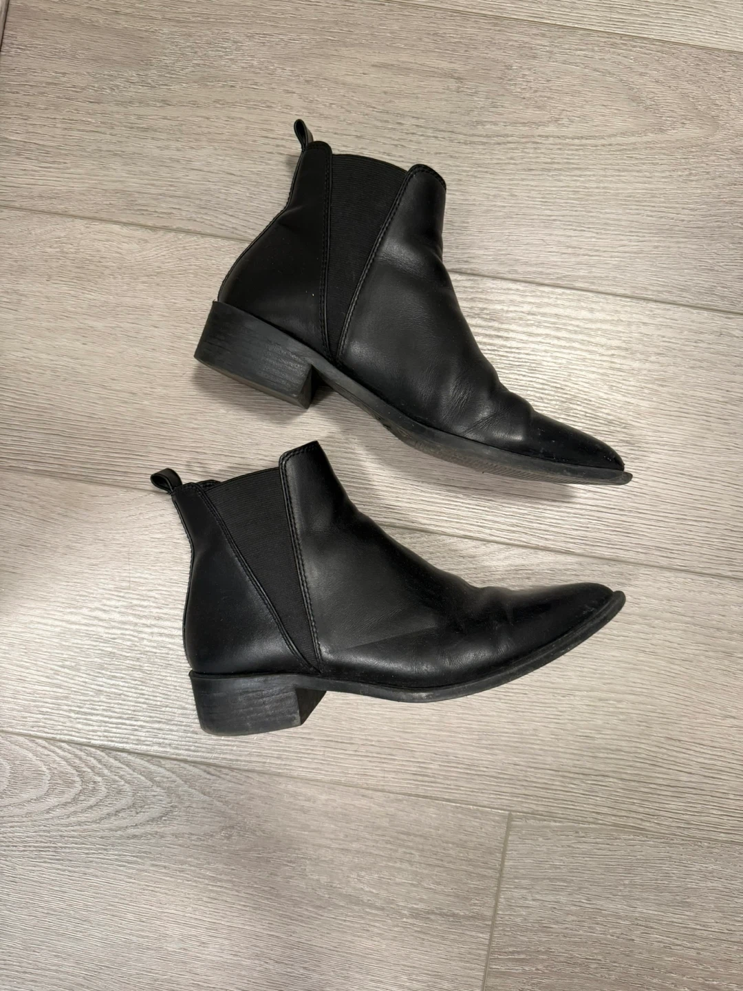 Size 38 booties - photo 2