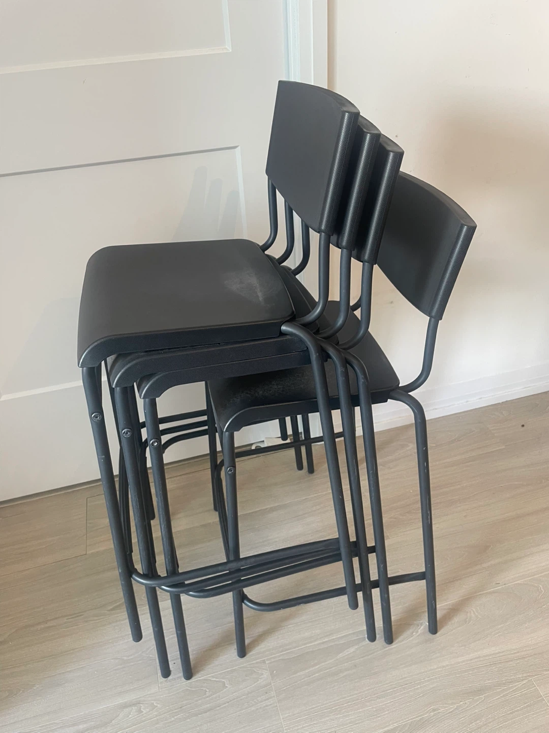 Set of 4 Black Bar Stools