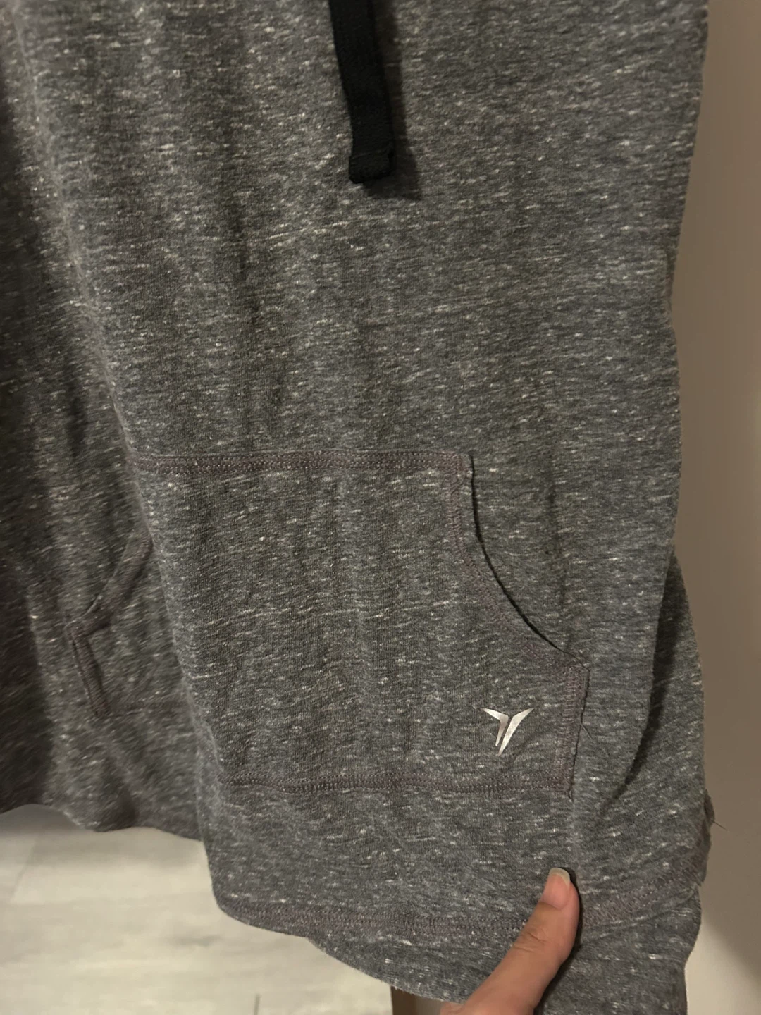 Old Navy Grey Sleeveless Hoodie Tank Top ⚽️ - photo 2