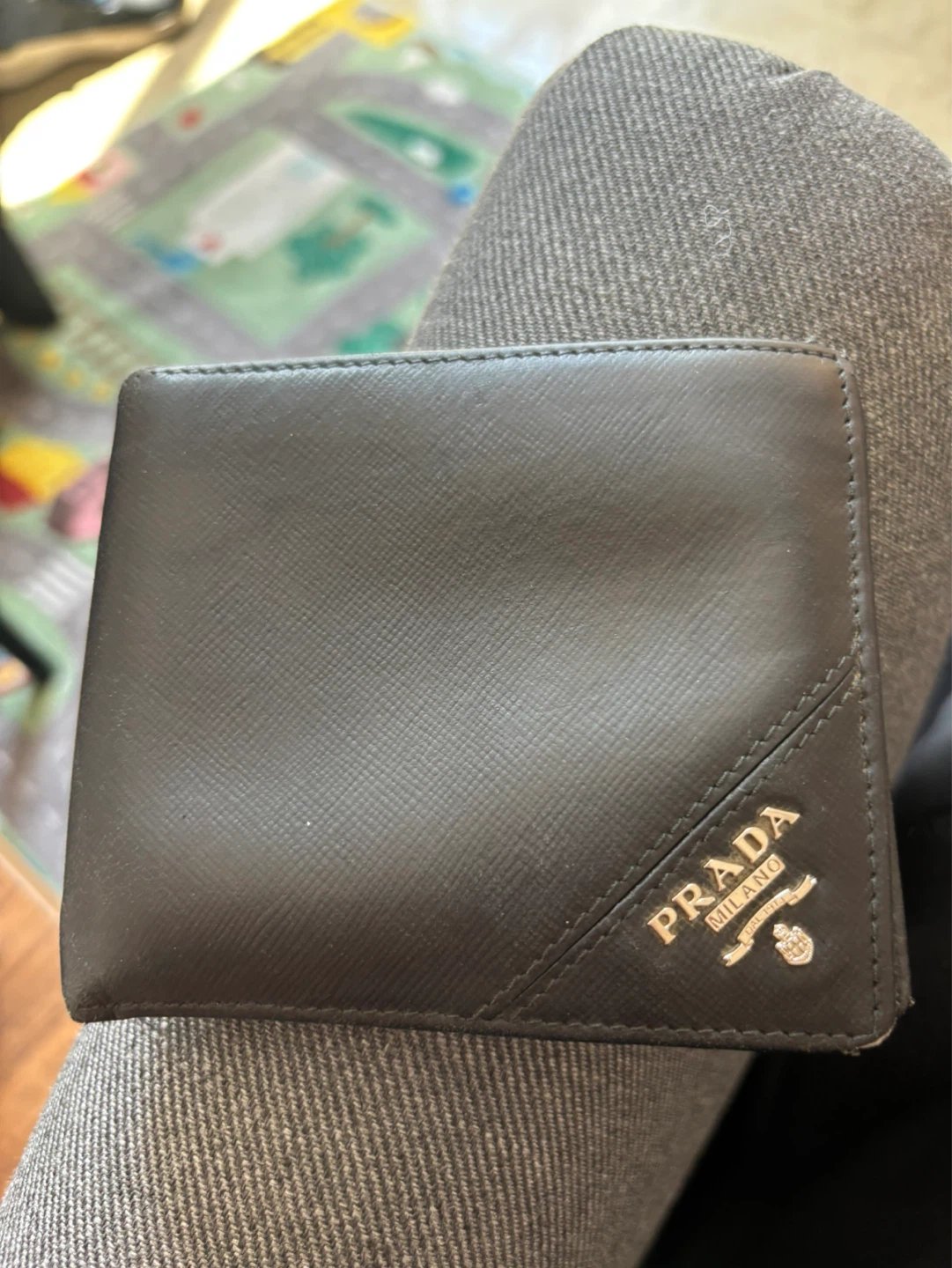 Prada  Saffiano wallet