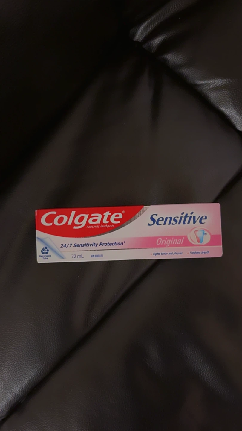 ⚽ Colgate Sensitive Original Toothpaste - 72 mL