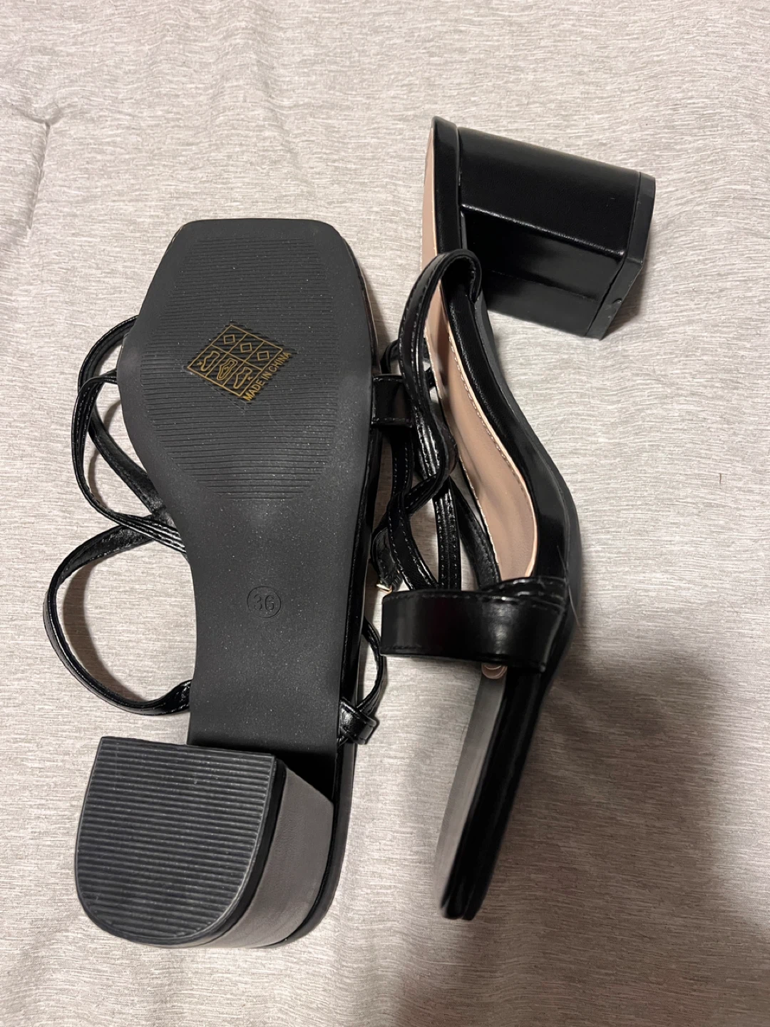 ⚽ Strappy Heeled Sandals - photo 3
