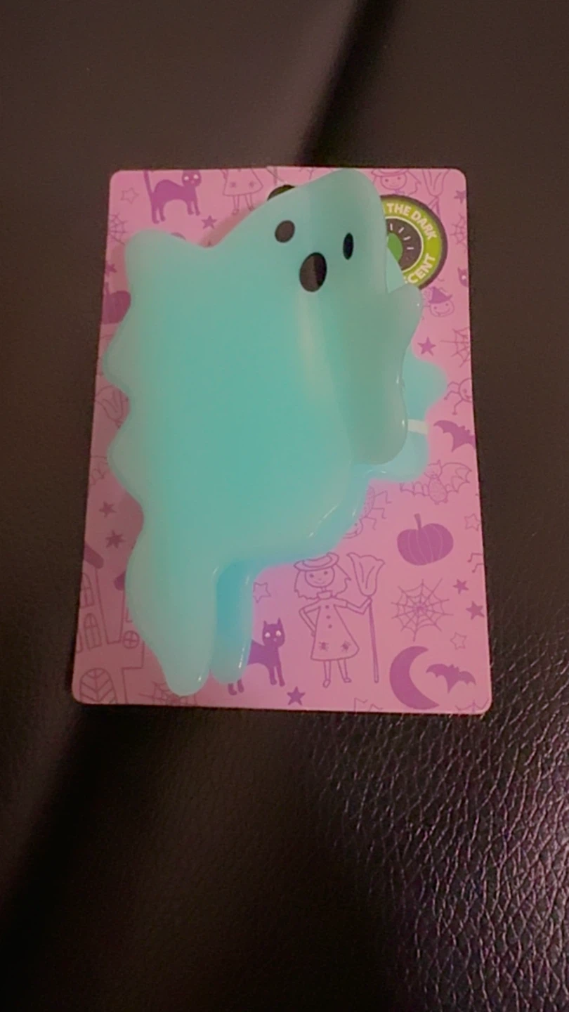 ⚽ Glow in the Dark Ghost Halloween Decoration