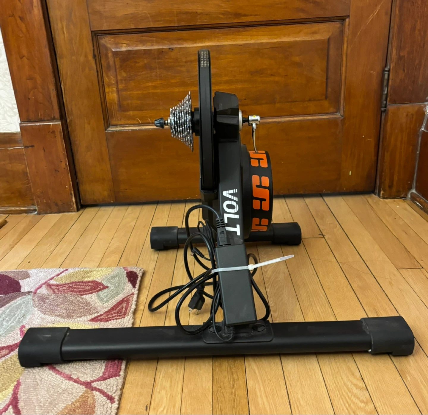 JetBlack Volt Indoor Bike Trainer - photo 2