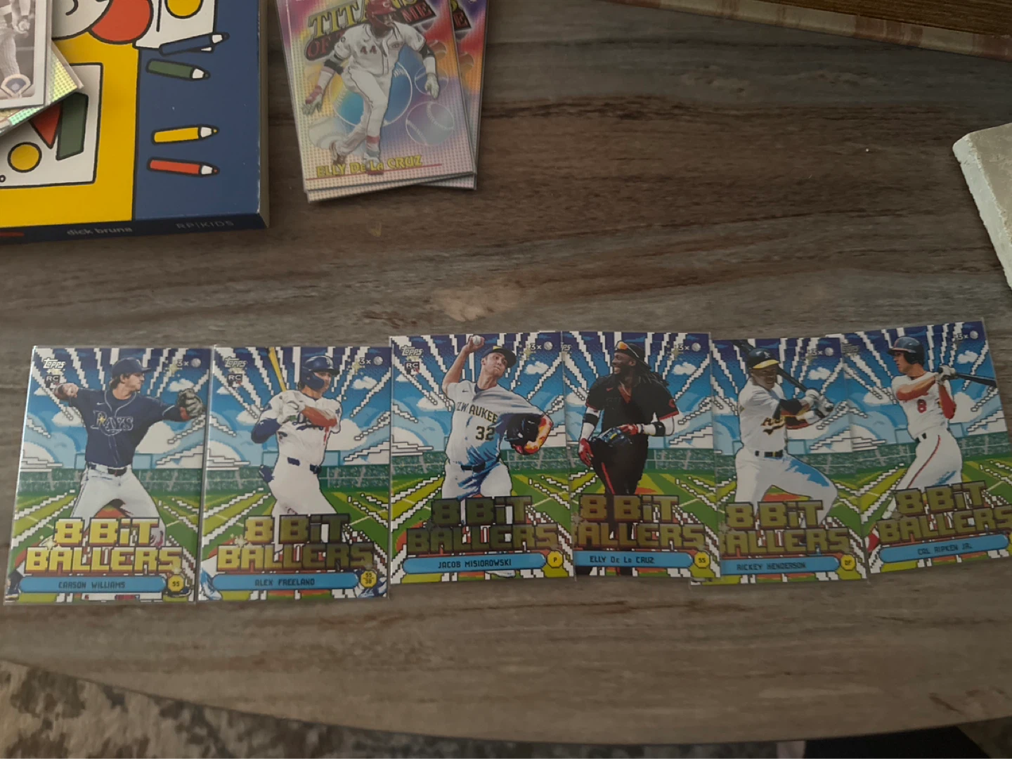 Topps 8-Bit Ballers Baseball Cards ⚽️
