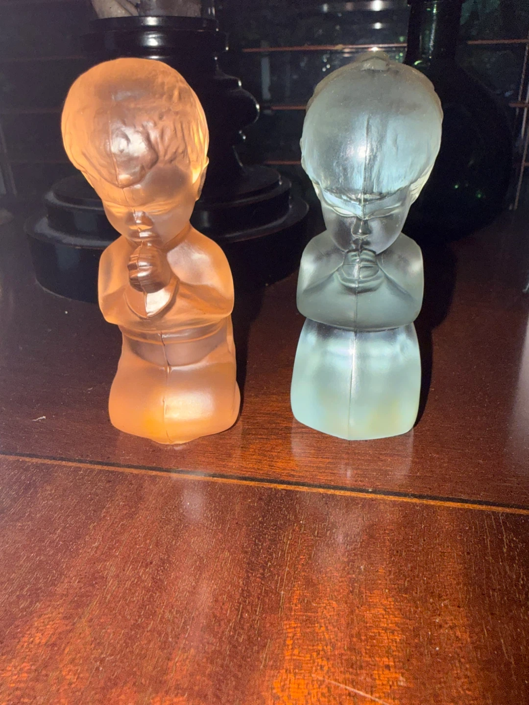 Set of 2 Vintage Glass Praying Children Figurines (Amber & Blue)
