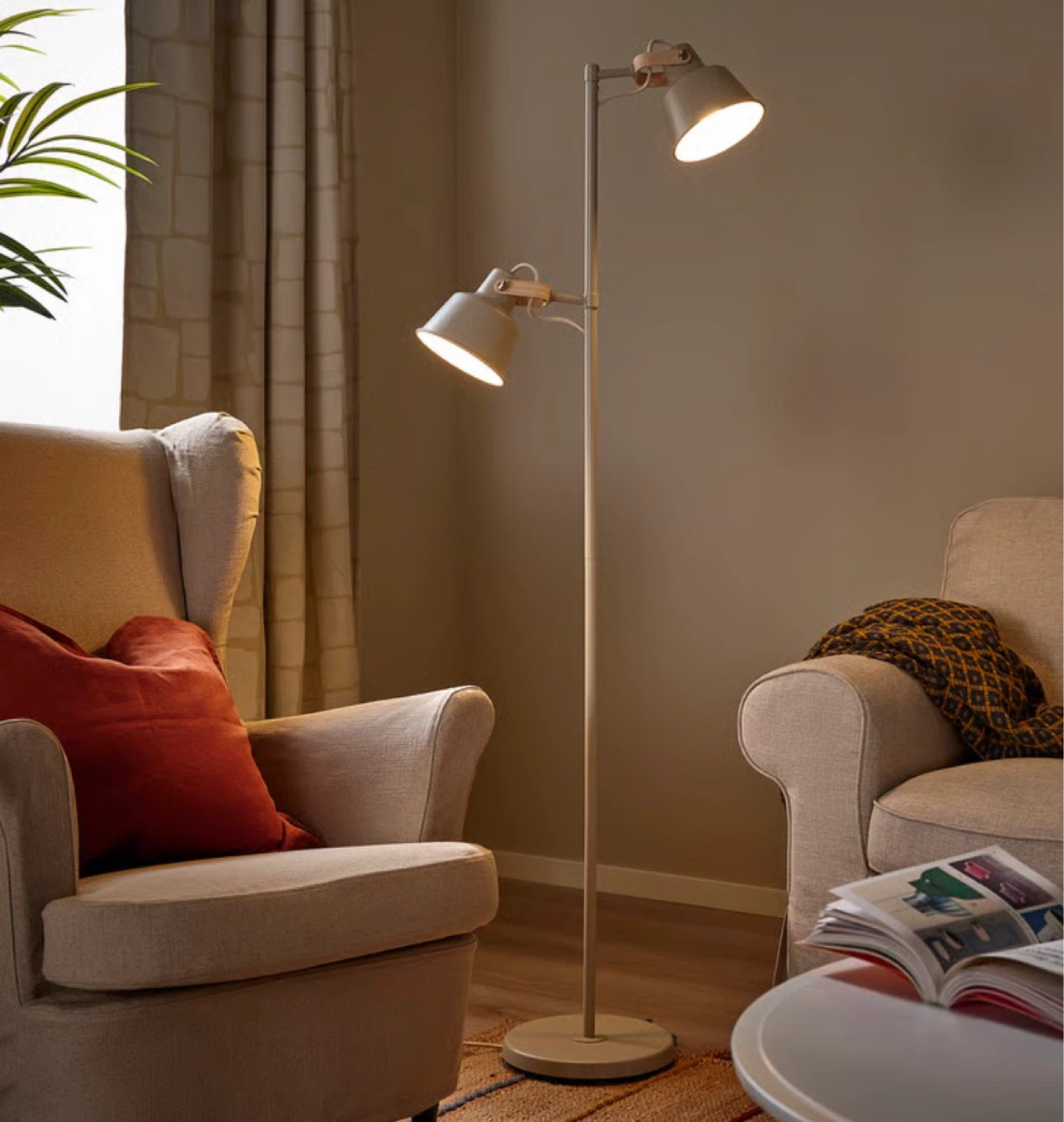 IKEA Floor lamp with 2 bulbs