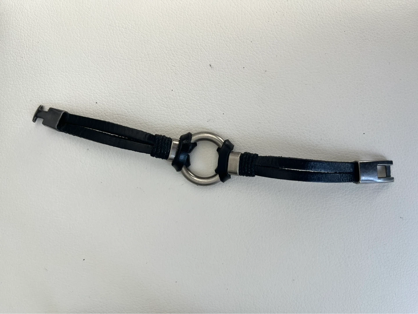 ⚽️ Black Leather and Silver Tone Circle Bracelet