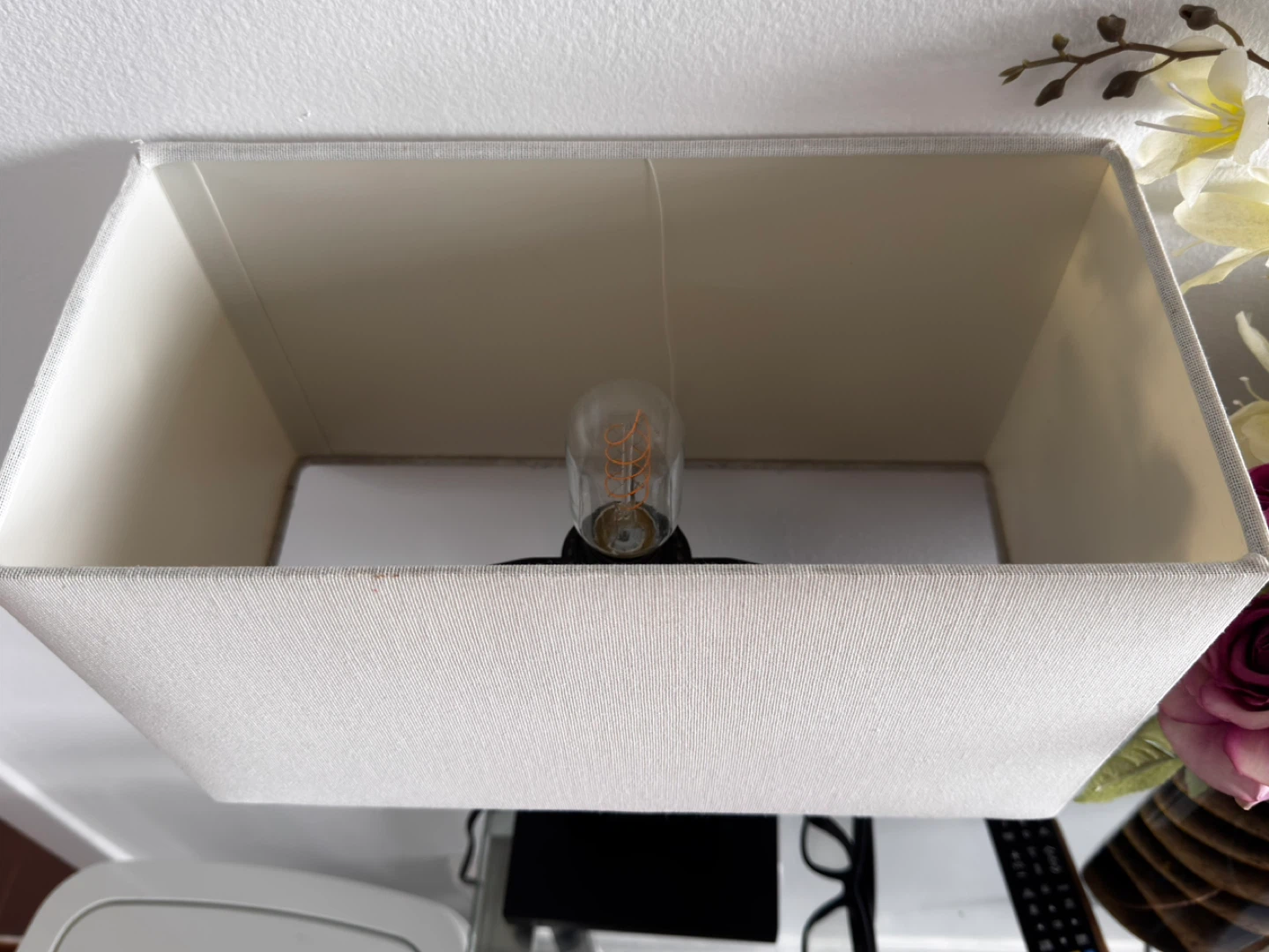 Modern Black Desk Lamp with White Rectangular Shade - photo 2