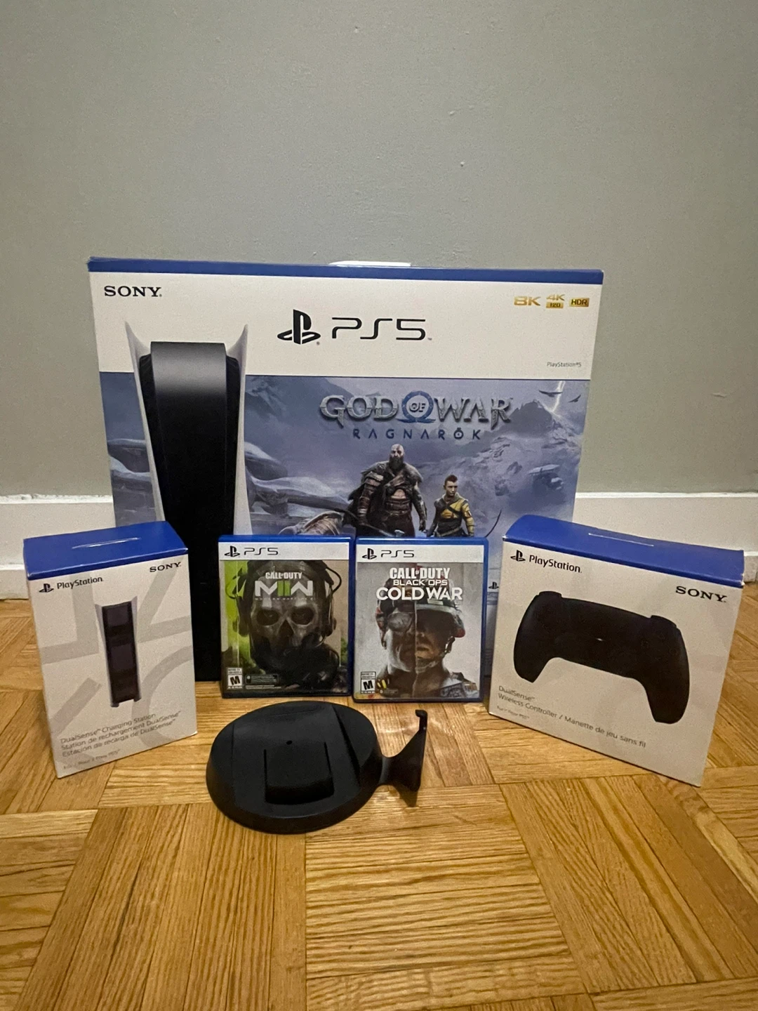 PS5 Disc Edition Bundle – 2 Controllers, Charging Station..
