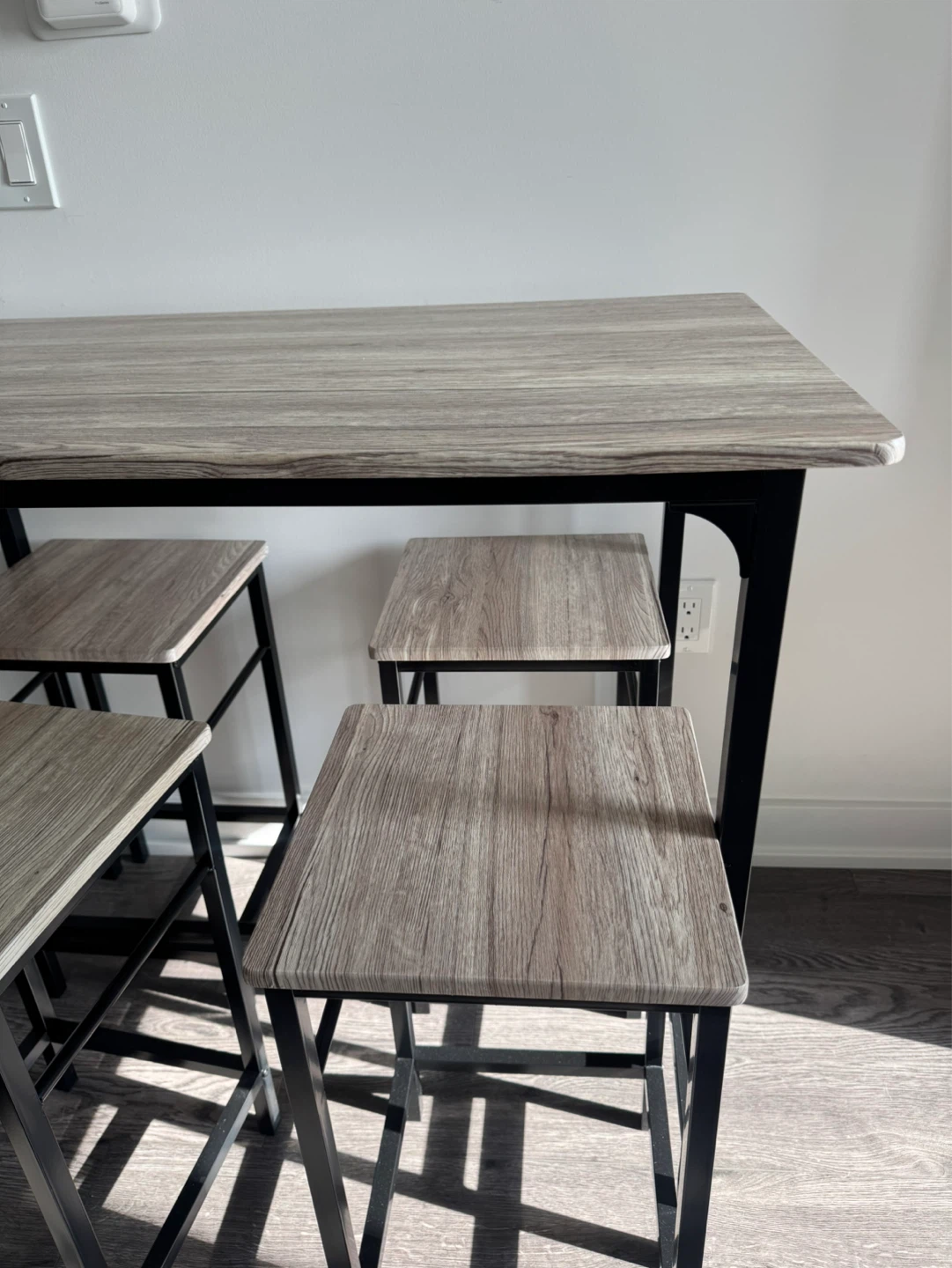 Breakfast Bar Table and 4 Stools Set - photo 5