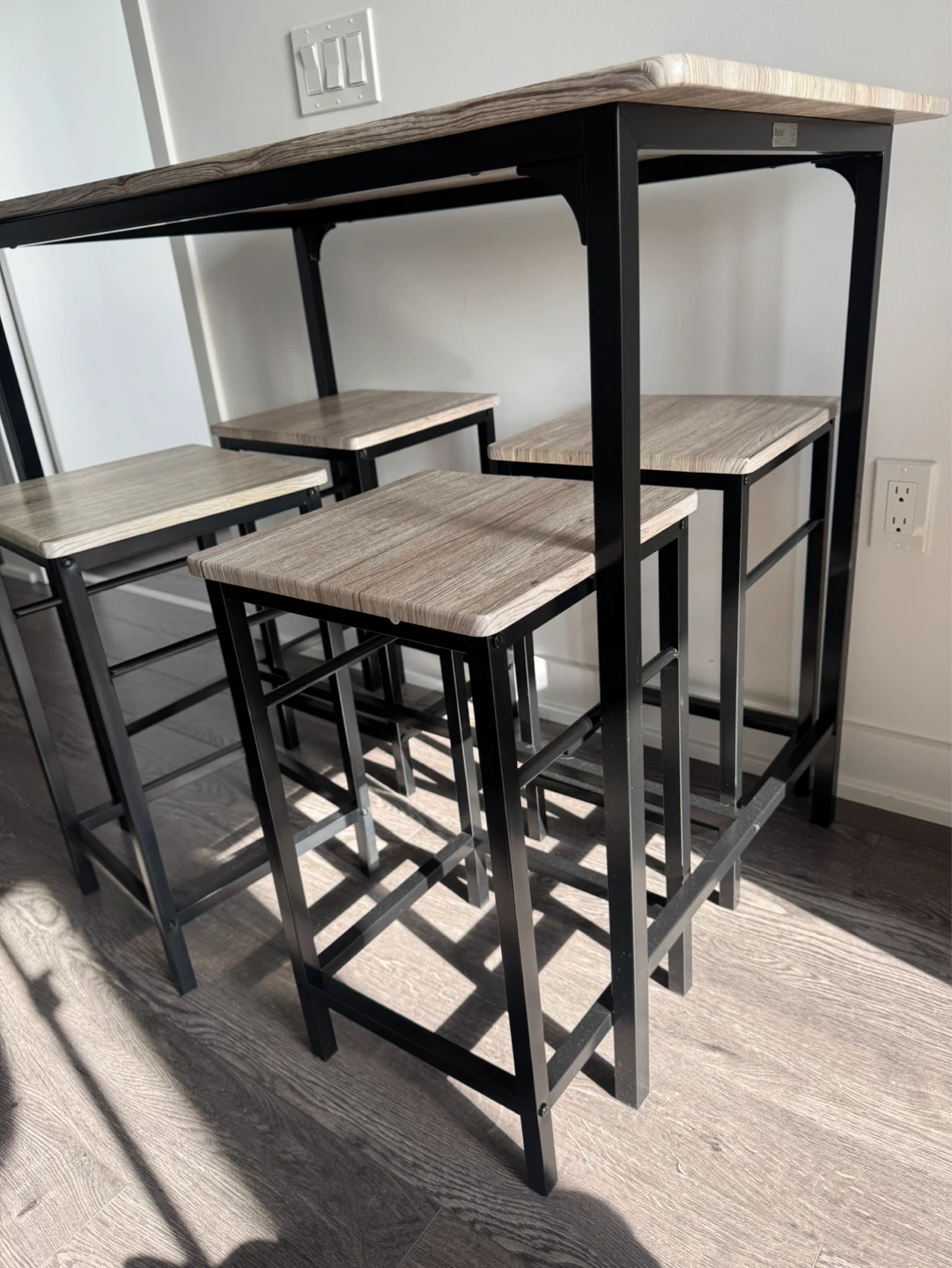 Breakfast Bar Table and 4 Stools Set - photo 3