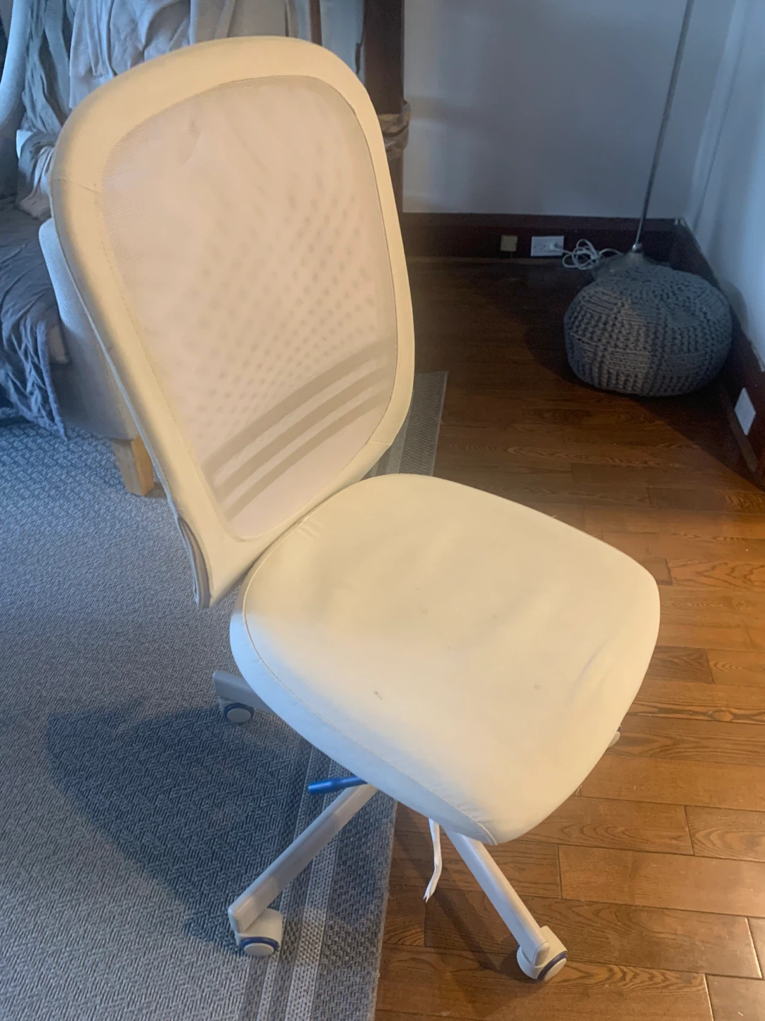 Office Chair - photo 2