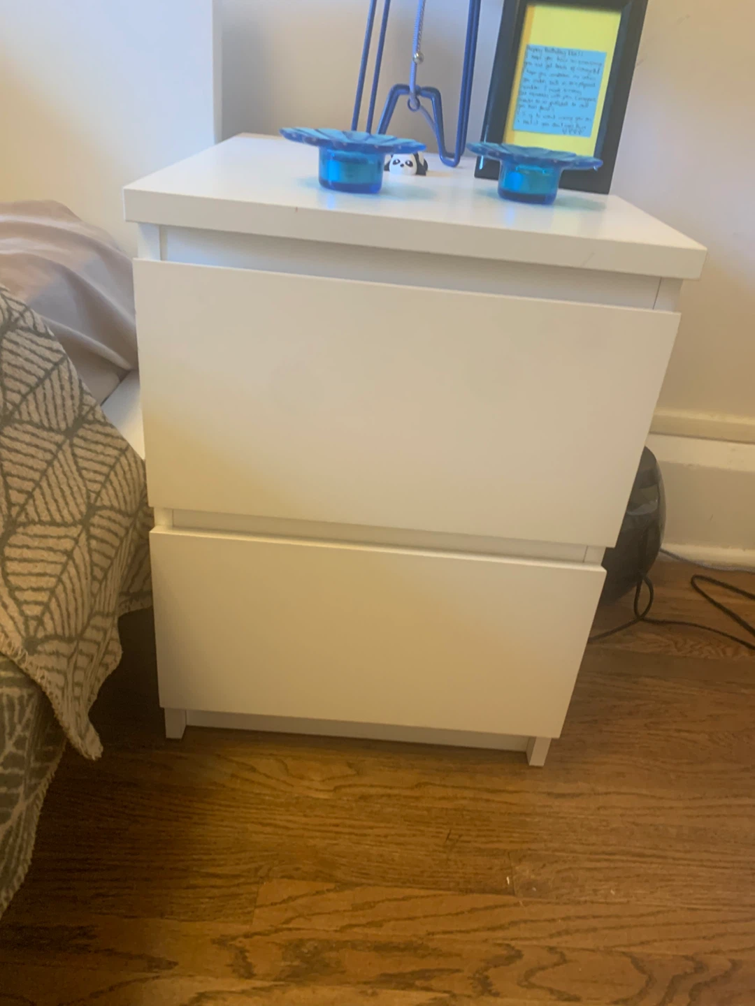 White 2-Drawer Nightstand
