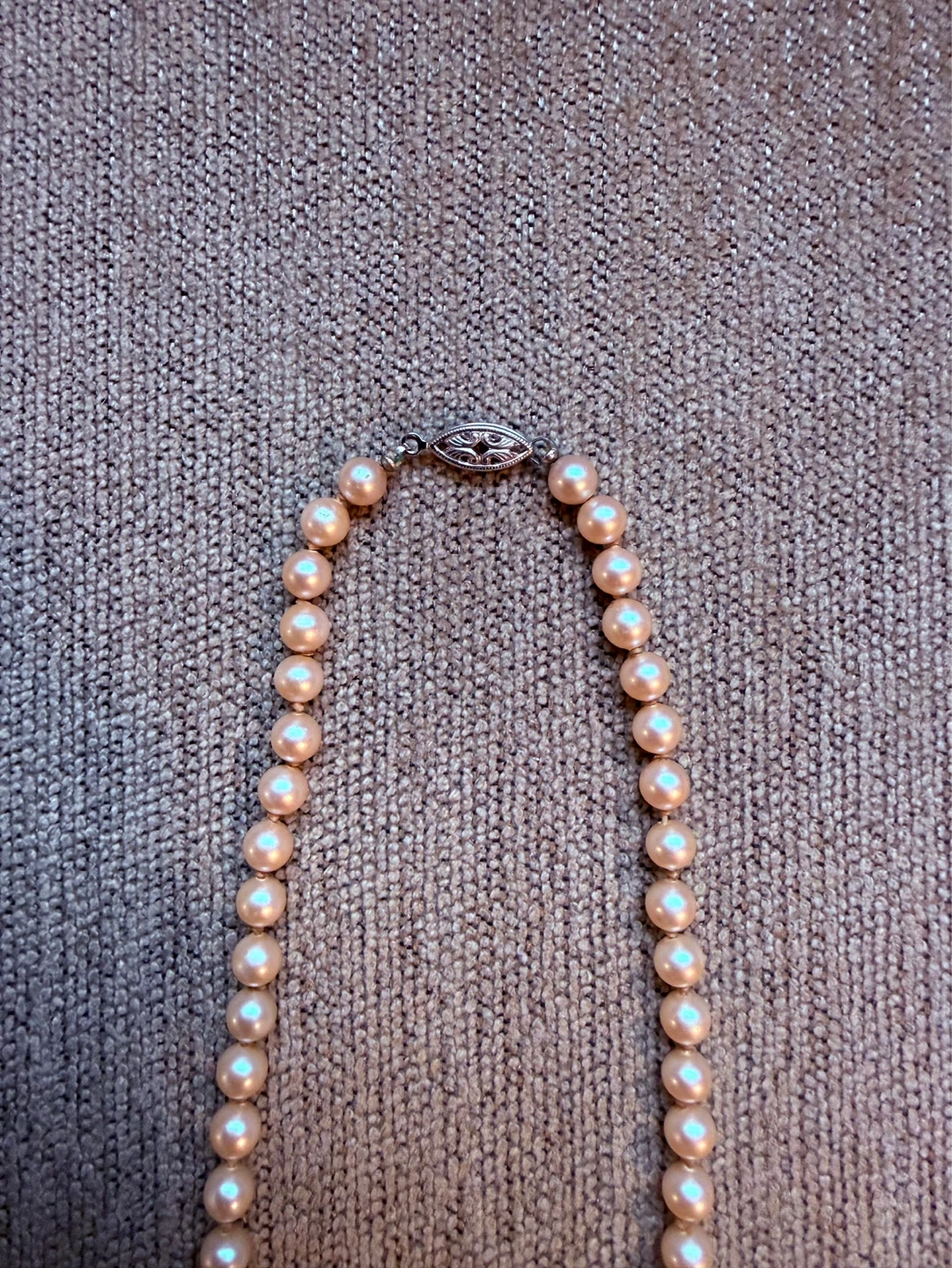 ⚽️Elegant Pearl Necklace with Silver Clasp Reduced price! - photo 2