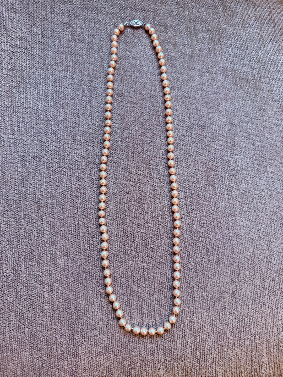 ⚽️Elegant Pearl Necklace with Silver Clasp Reduced price! - photo 4