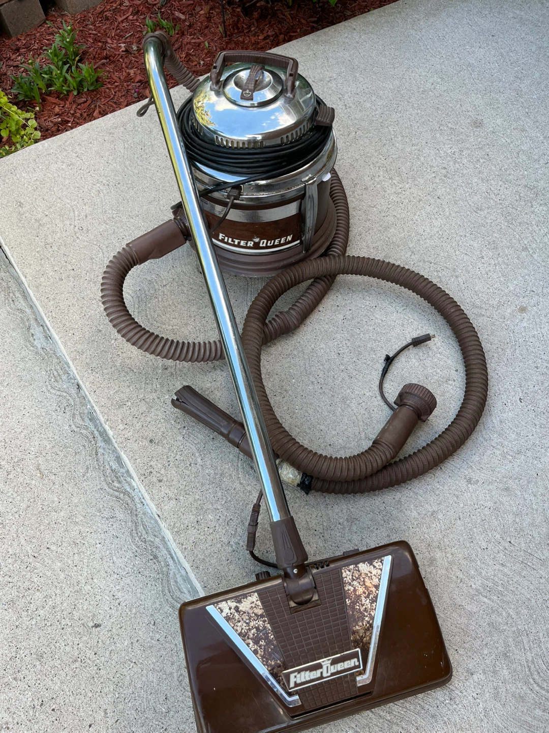 Filter Queen Vacuum Cleaner - photo 4