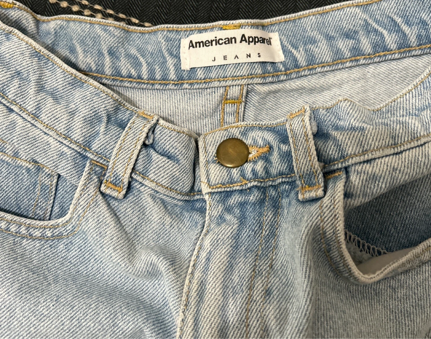 American Apparel High-Waisted Light Wash Denim Shorts SZ 26 ⚽️ - photo 2