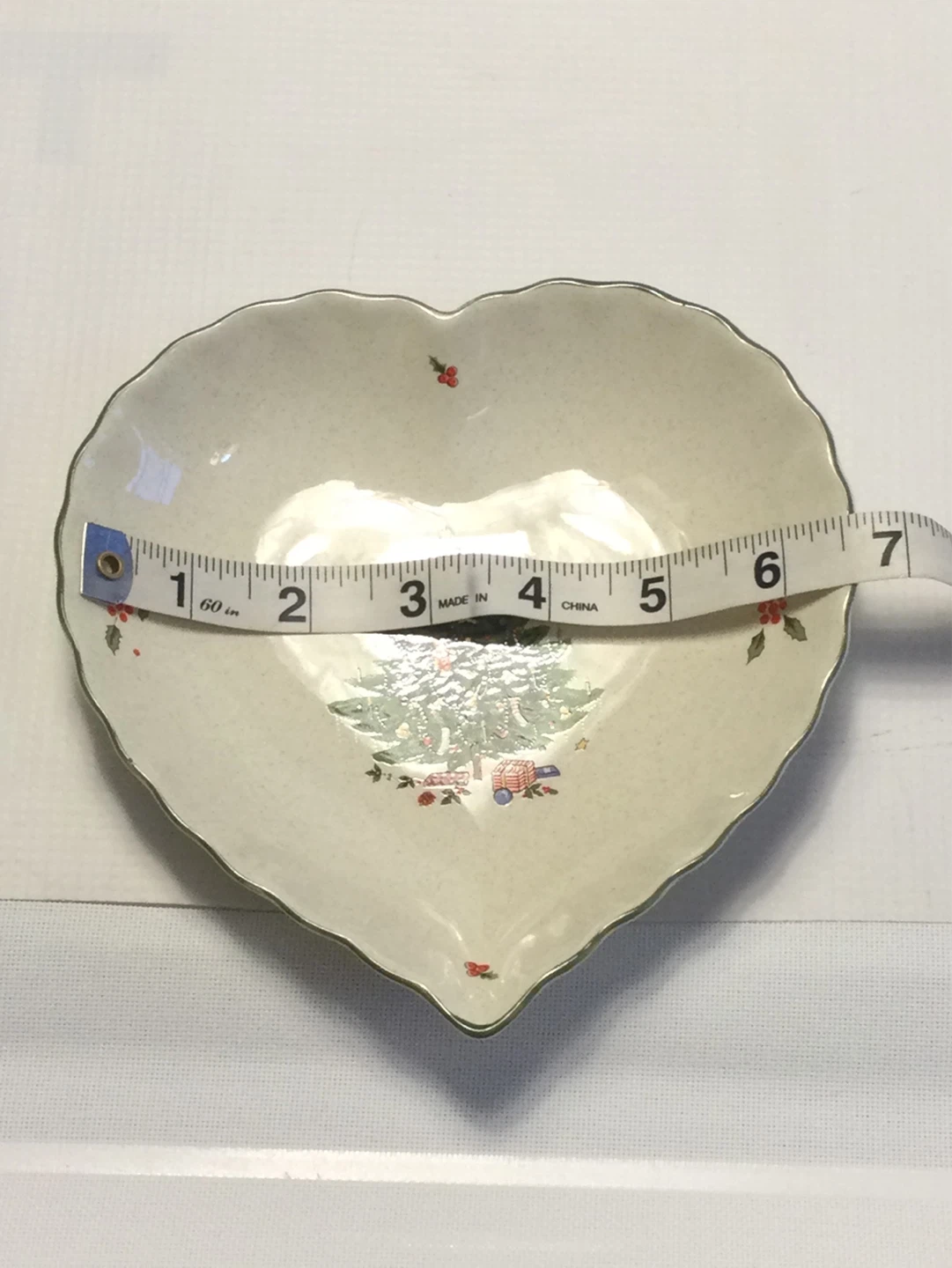 ⚽️Nova Studio Heart Shaped Holiday Dish - photo 2
