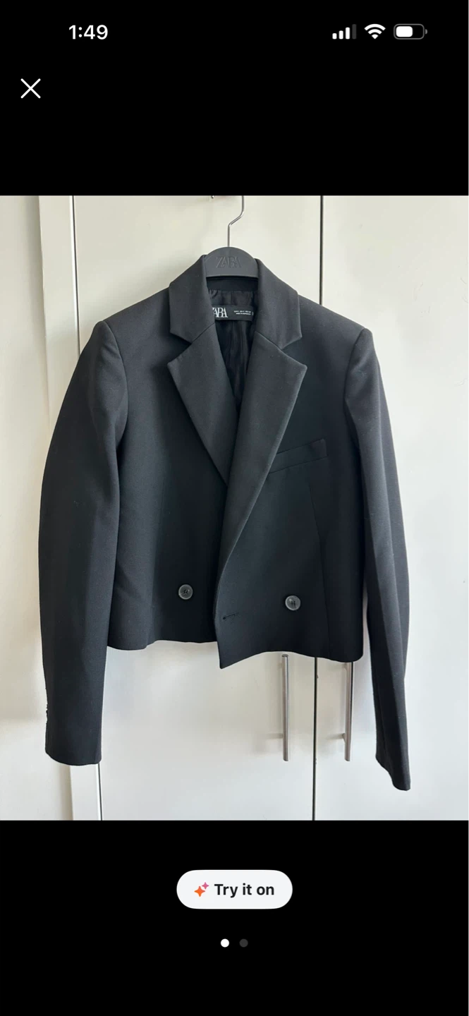 Zara Black Cropped Blazer ⚽️