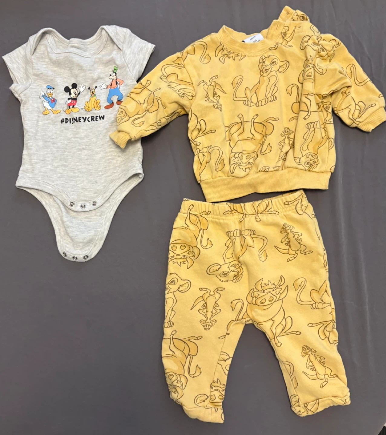 ⚽ Disney Baby Clothes Lot - Mickey Mouse - 3, 6-12 months - photo 5