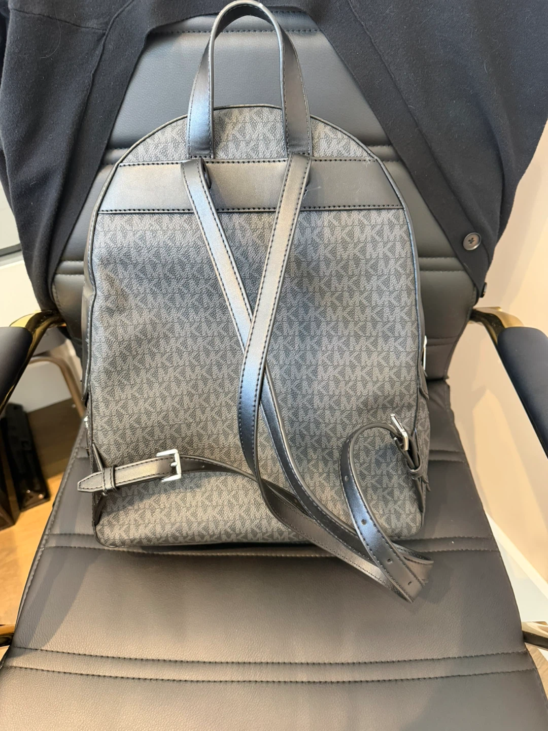 Michael Kors Jaycee LG Zip Pkt Backpack Black - photo 3