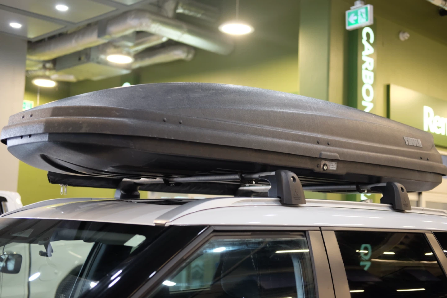 Thule Ascent 1700 Cargo Box - photo 3