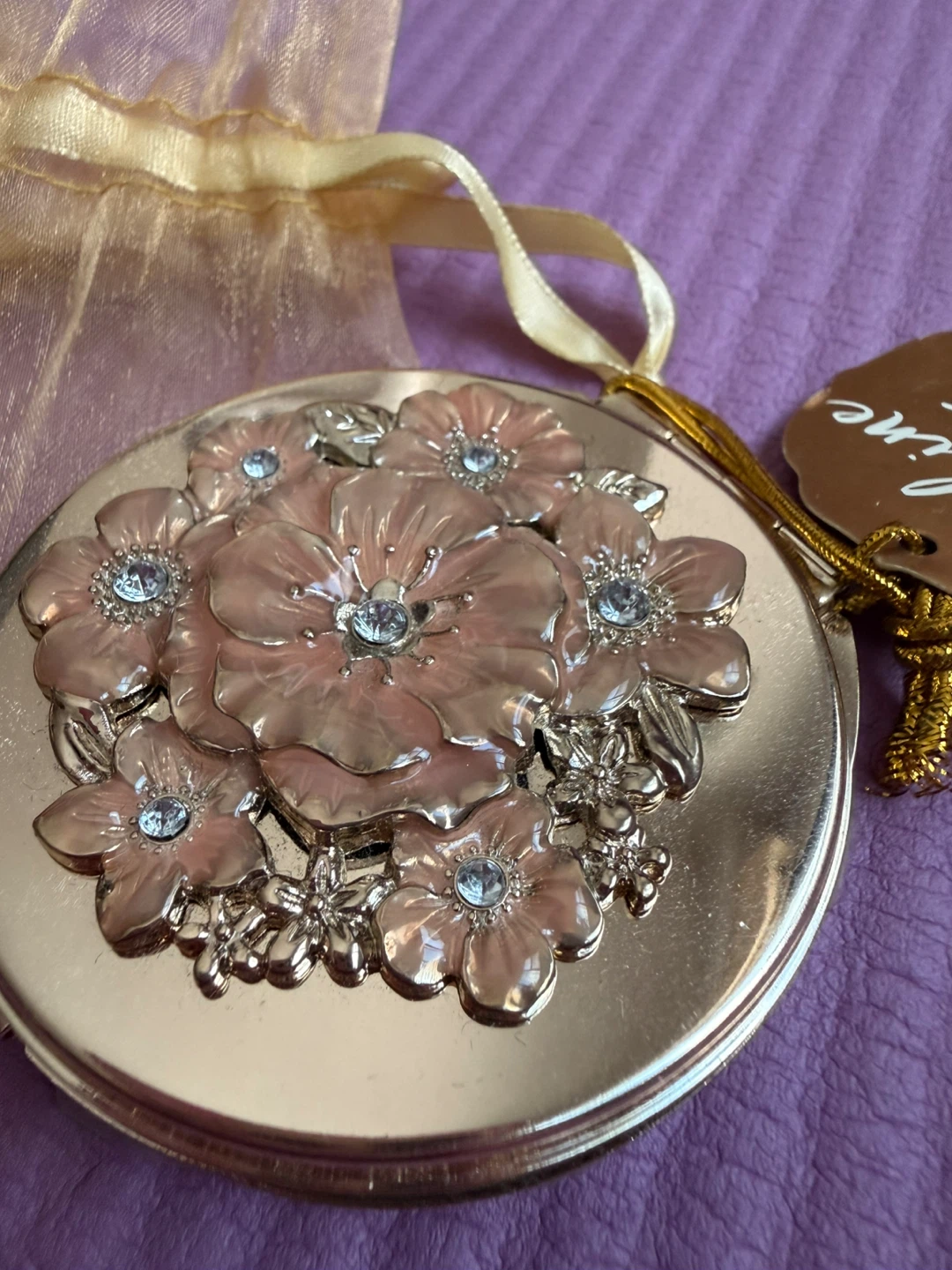 NEW⚽️Aveline Rose Gold Floral Compact Mirror with Pouch