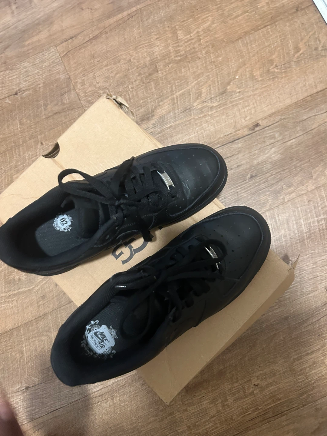 Nike Air Force 1 (Size 9.5)