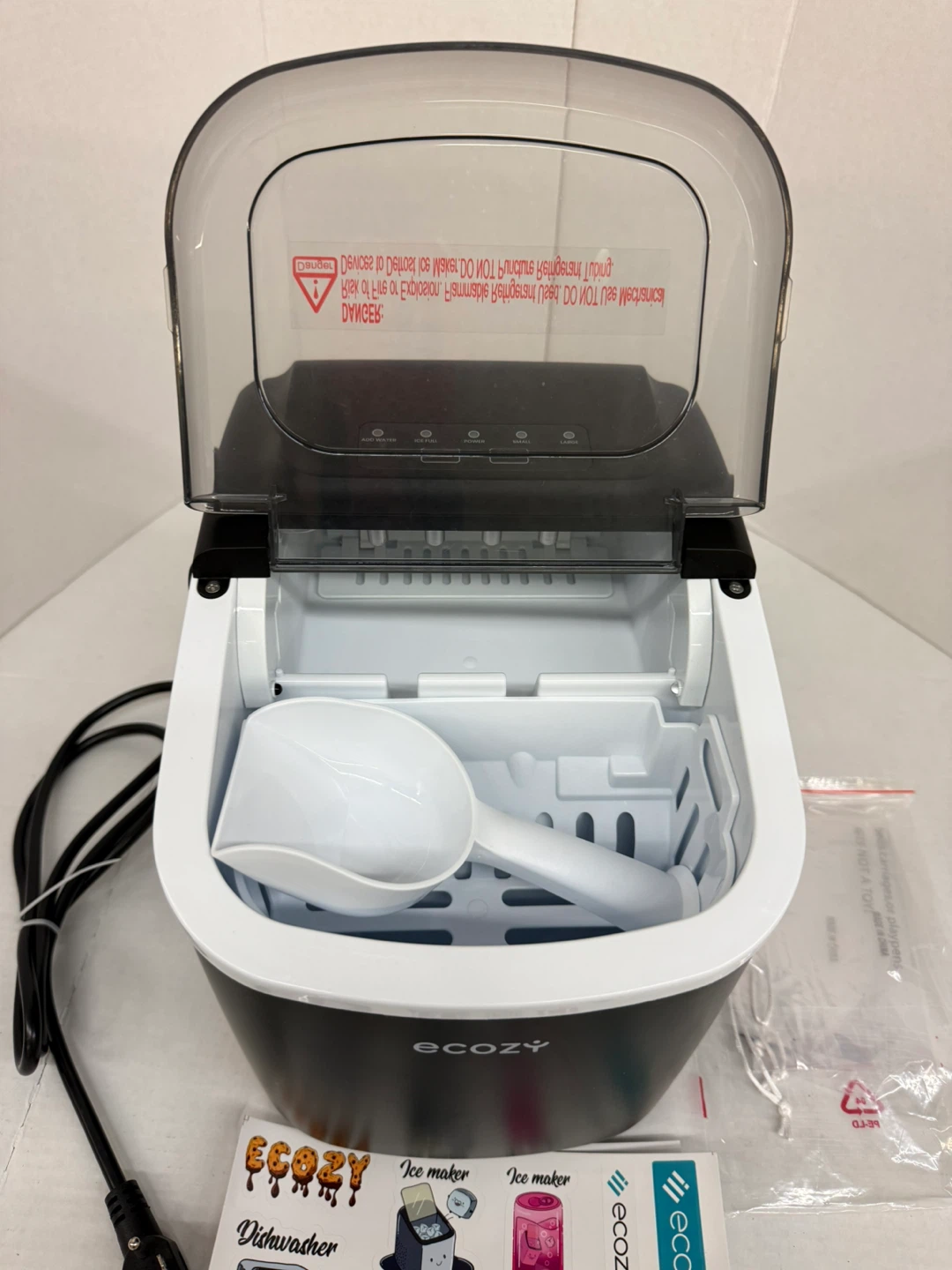 Ecozy Ice Maker Model IM-BS260C - photo 3