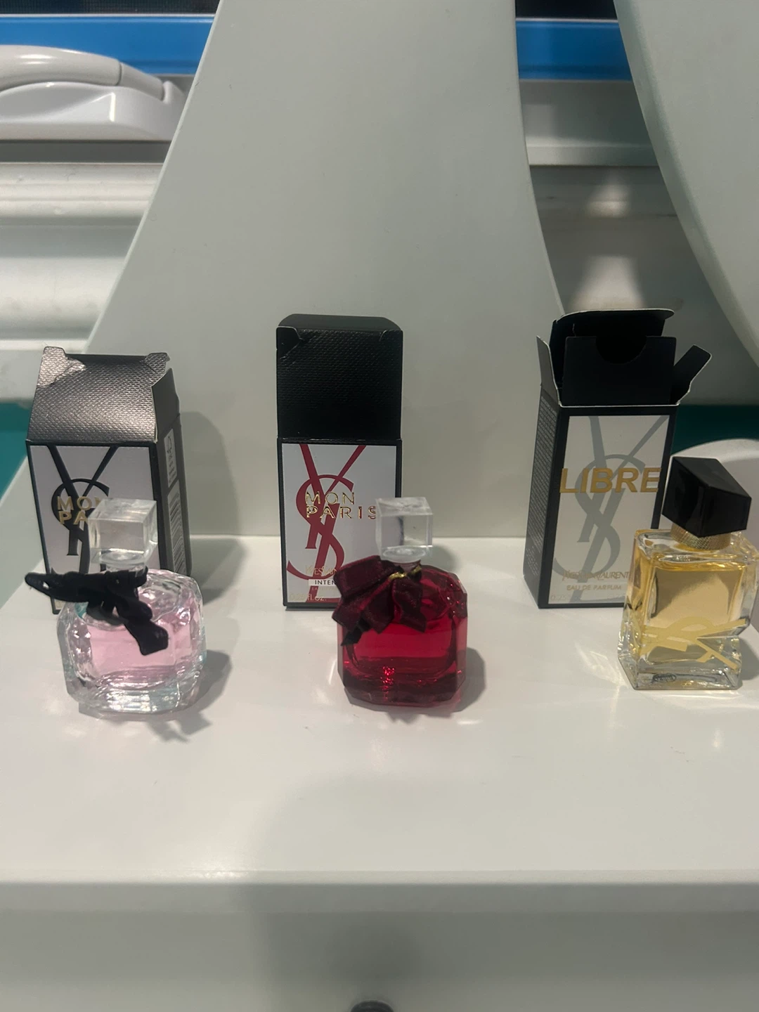 ⚽️Yves Saint Laurent Mini Perfume Set