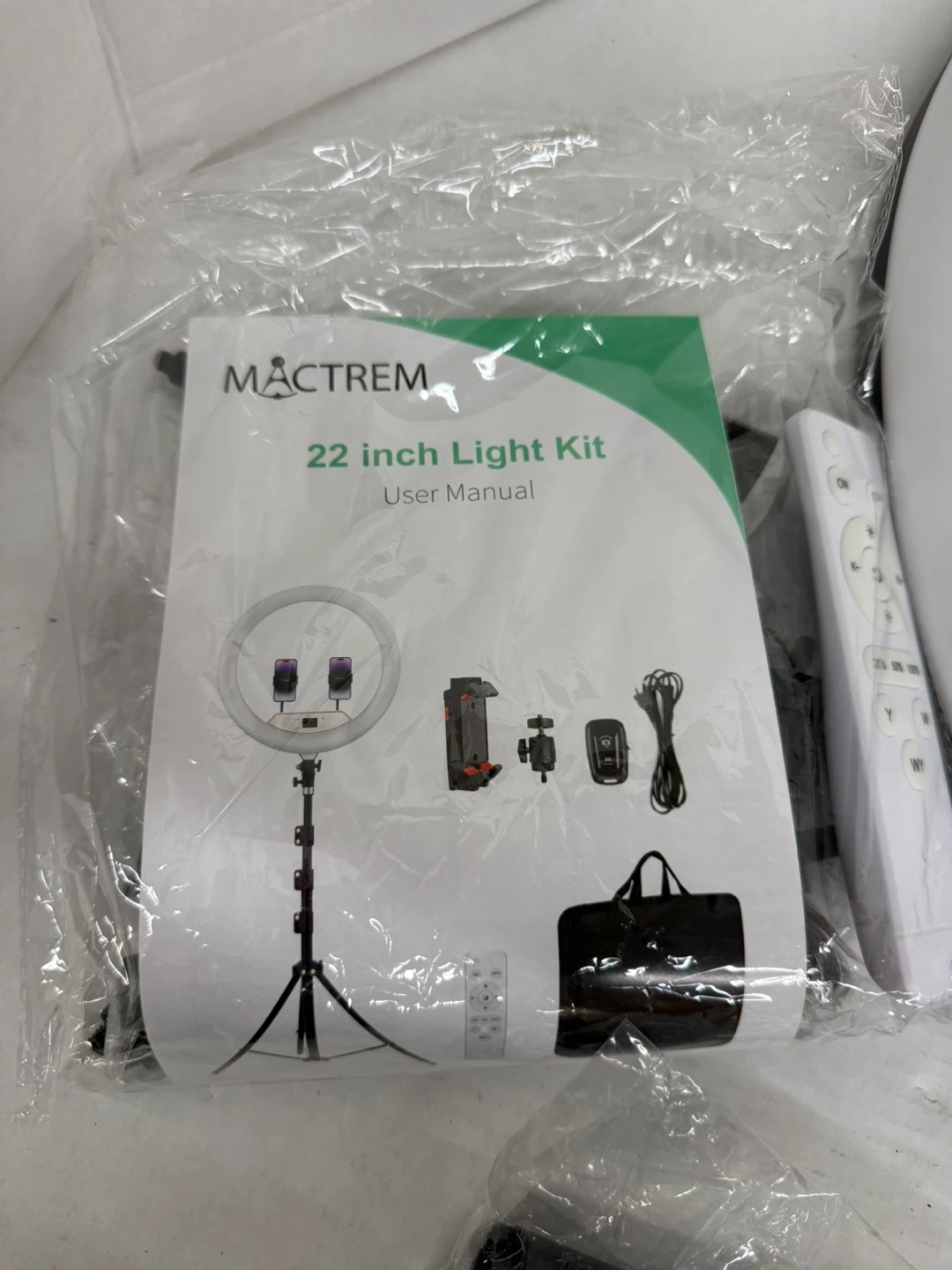 Mactrem 22-inch LED Ring Light Kit - photo 3