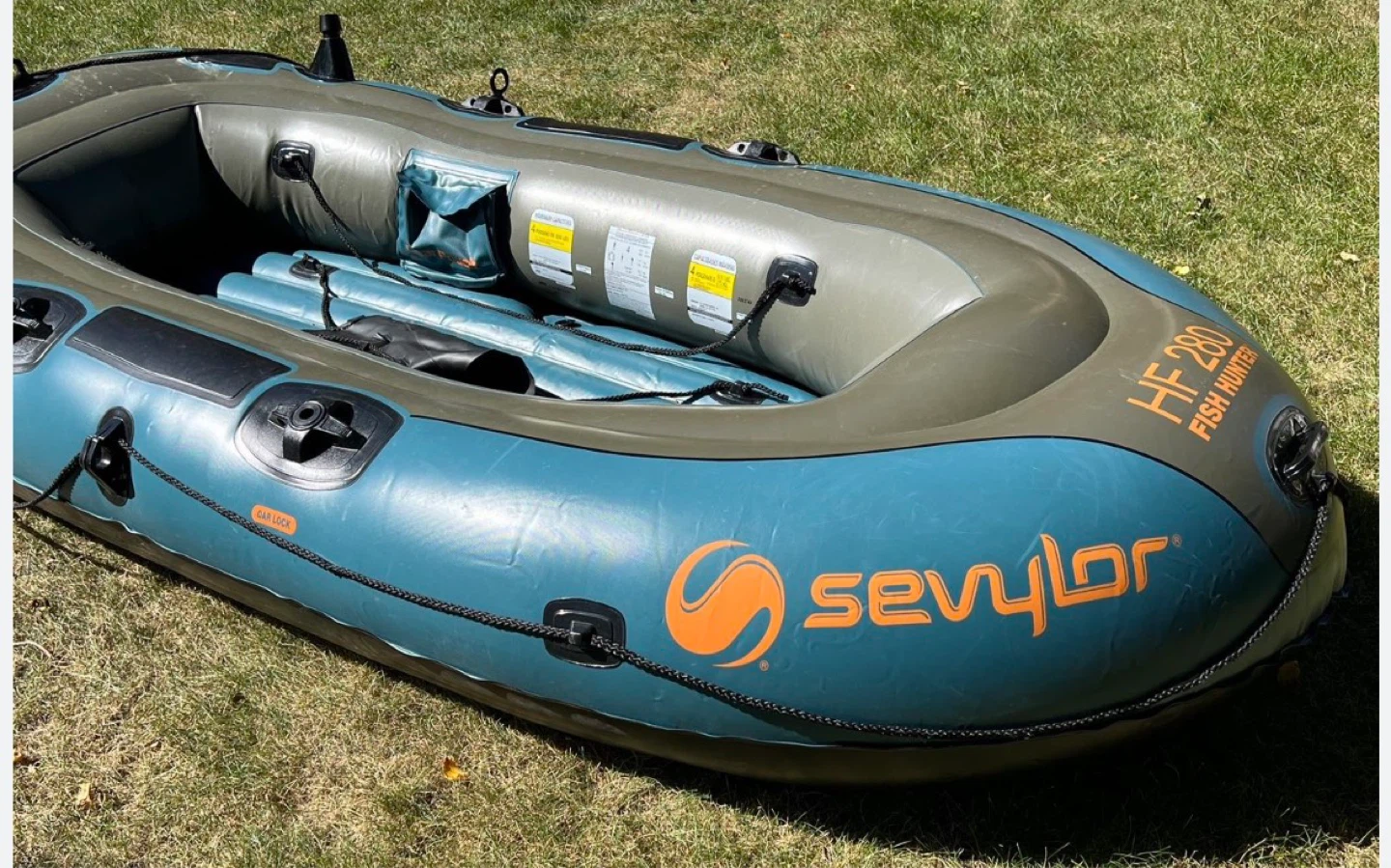 Seyvlor 4 person Fish-Hunt Inflatable Boat - photo 2