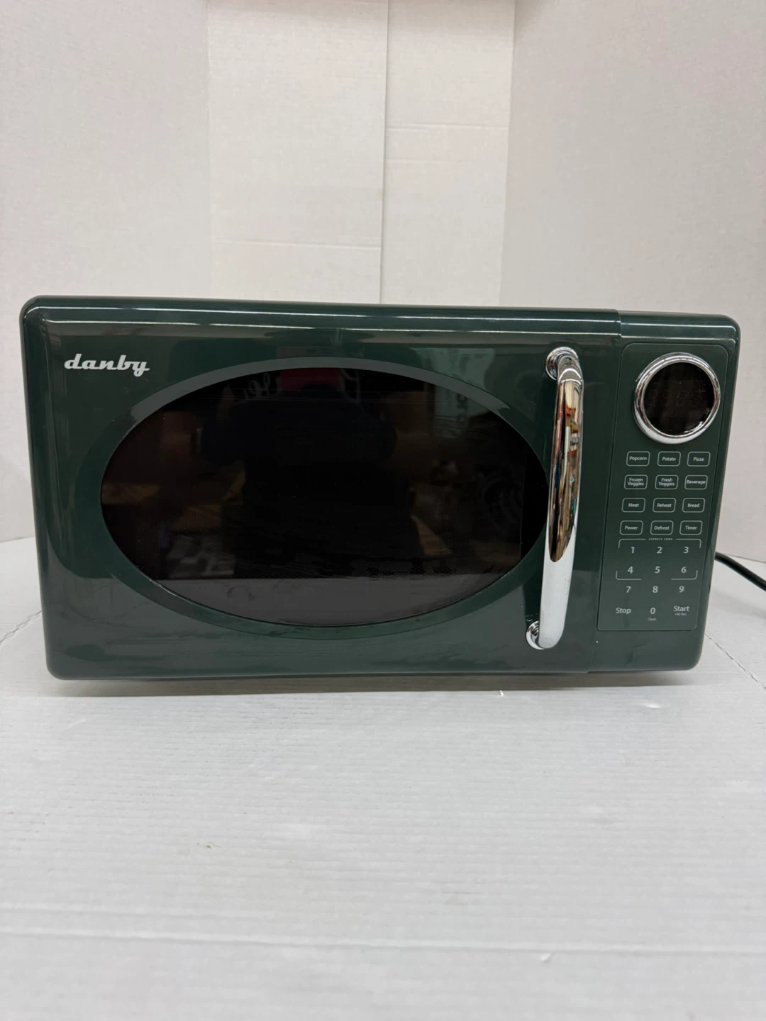 Danby Microwave - Green - photo 3