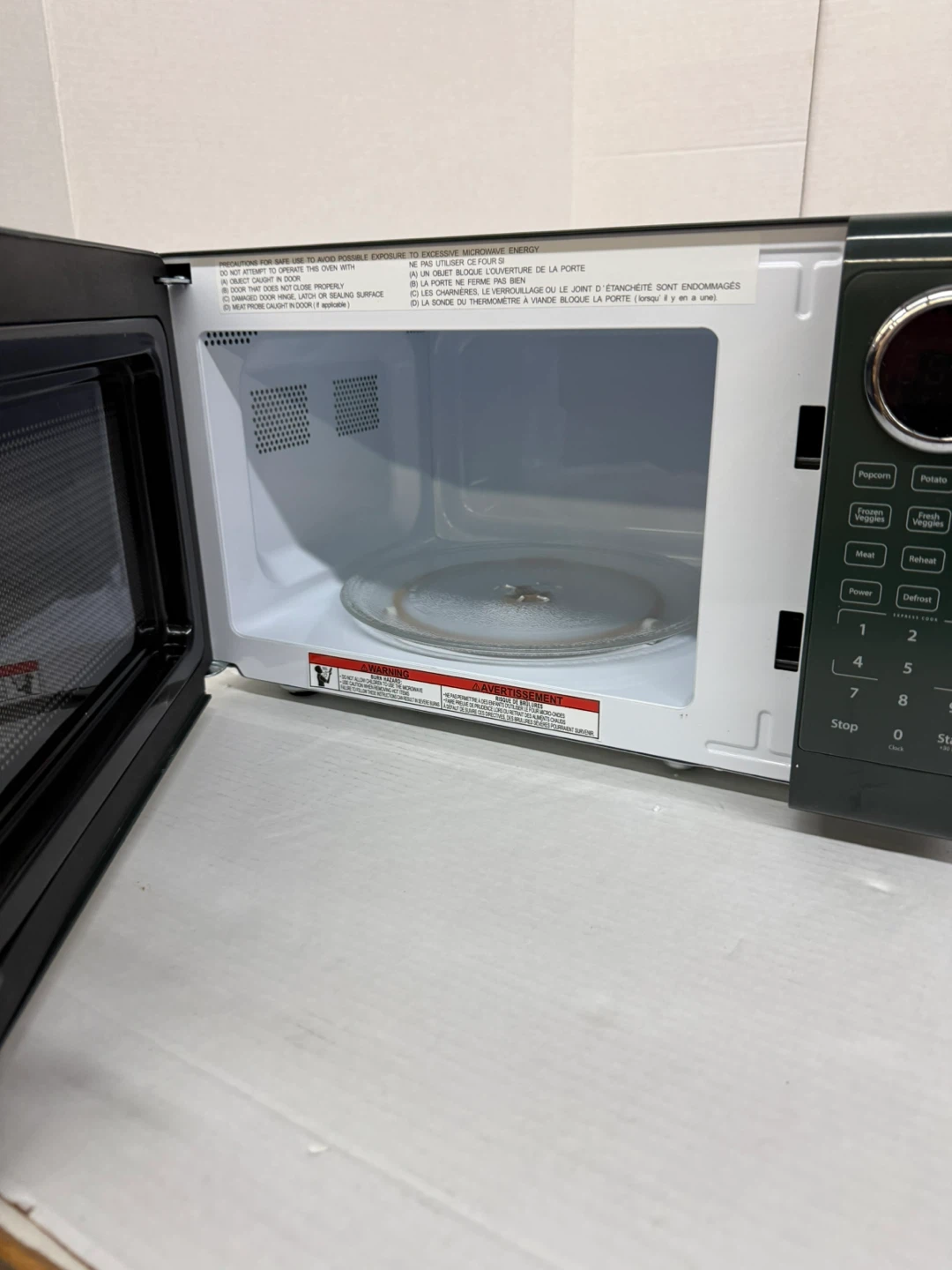 Danby Microwave - Green - photo 4