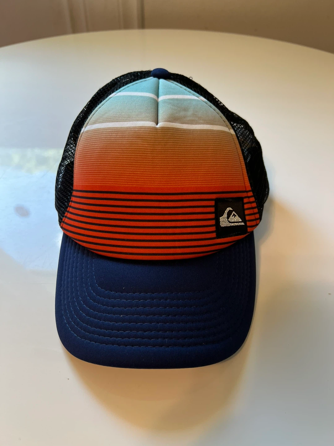 ⚽ Quiksilver Trucker Hat- Youth