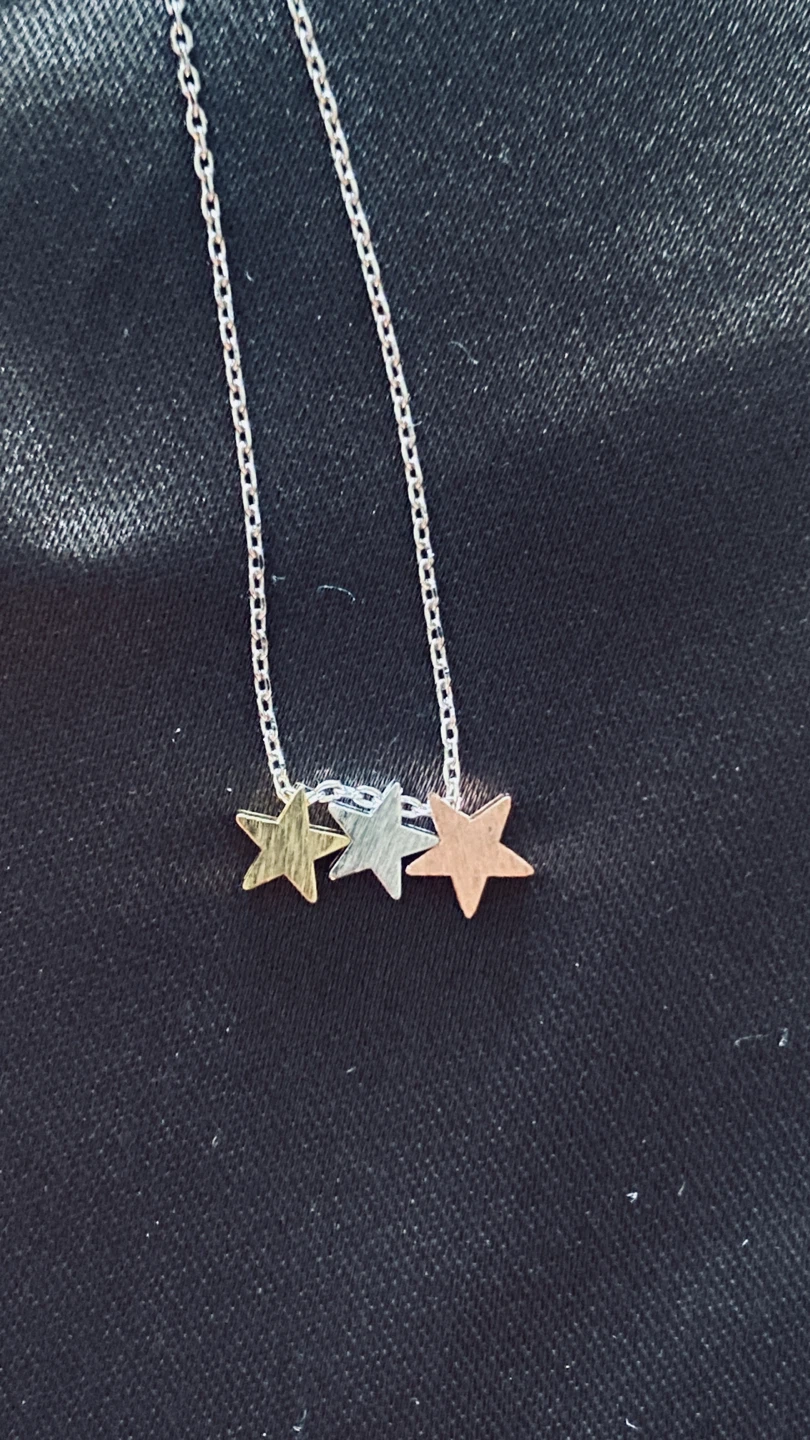 Silver-toned Necklace with Three Stars and Matching Earrings Set - photo 2