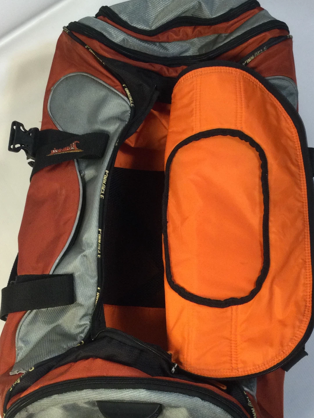⚽️Pinnacle Rolling Duffel Bag - photo 3
